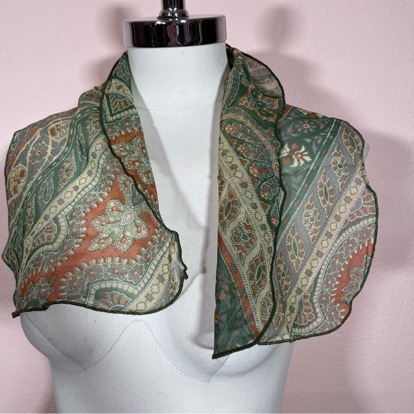 Vintage 1960 70 MCM Mod Avocado green Paisley semi sheer Bow Neck scarf Cravat - Picture 4 of 16